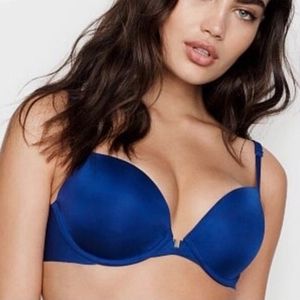 Victoria Secret Plunge Halter Bra